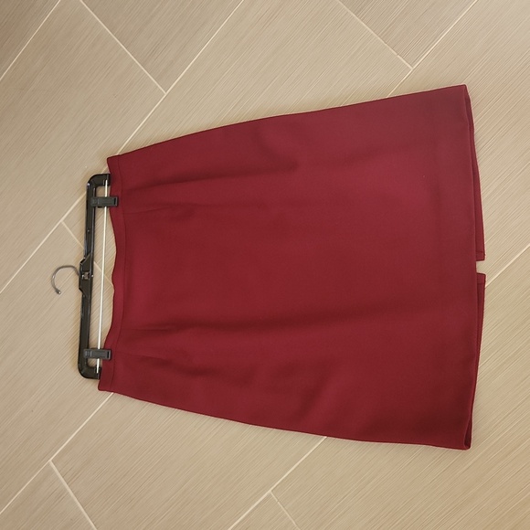 Novello Bloom Wool Suit Skirt Set - Picture 15 of 17